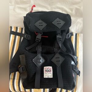Topo Designs x Woolrich 22L Klettersack Backpack Black
